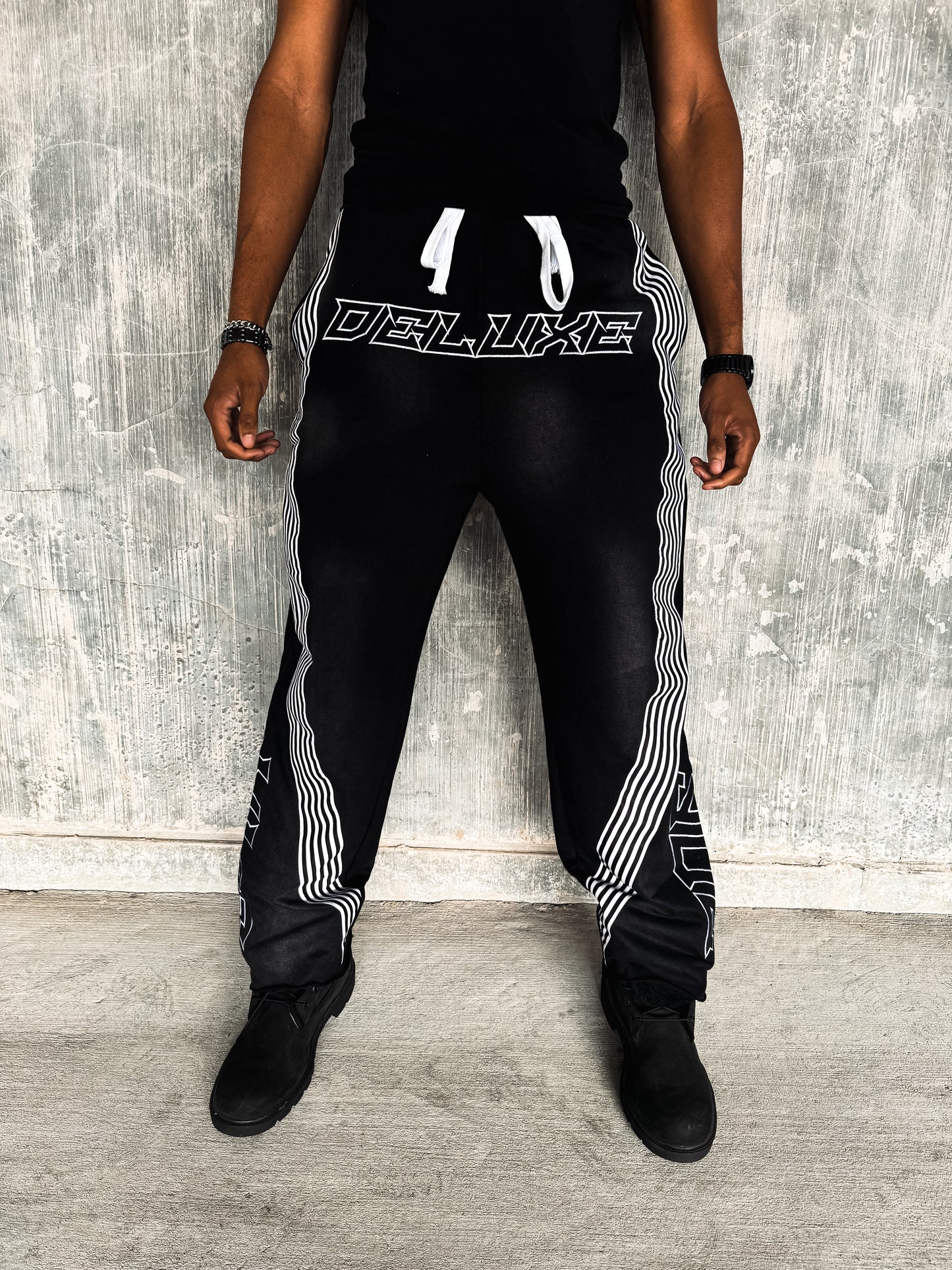 Black Deluxe Sweats